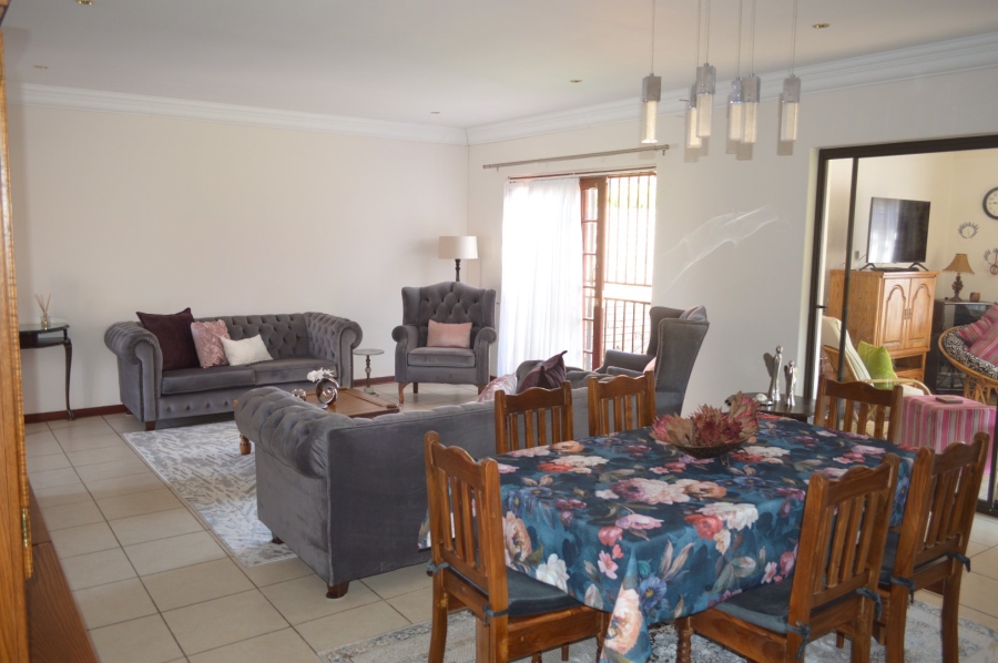 3 Bedroom Property for Sale in Wilkoppies North West
